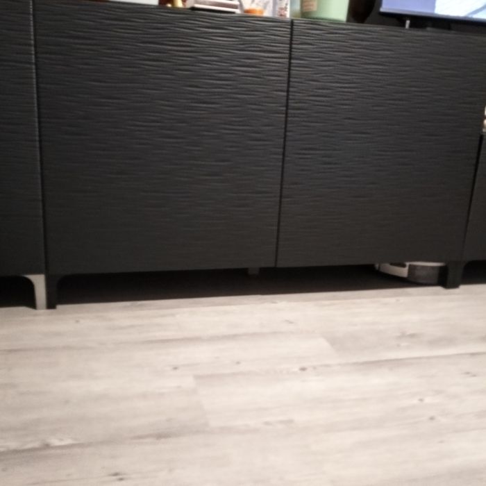 Móvel besta  preto