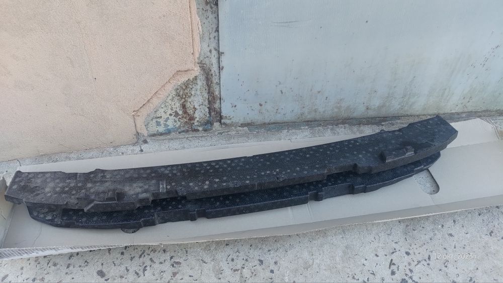 Наполнитель/абсорбер переднего бампера на Peugeot 3008  ІІ 2016-