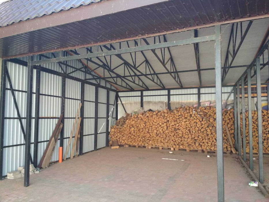 Частина нов. будинку в закритому комплексі на Дніпрі (п3)