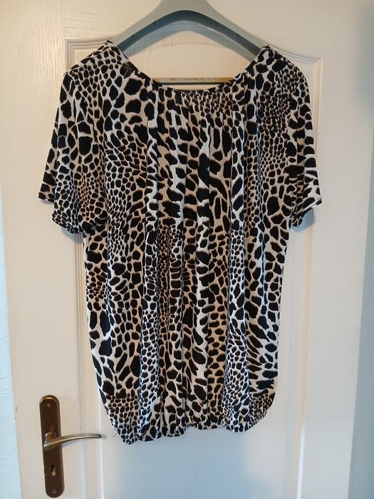 Bluzka panterka plus size 46,48 lato hit