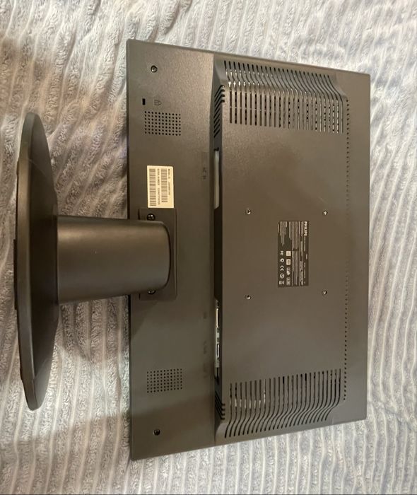 Продам монитор philips hws8220q
