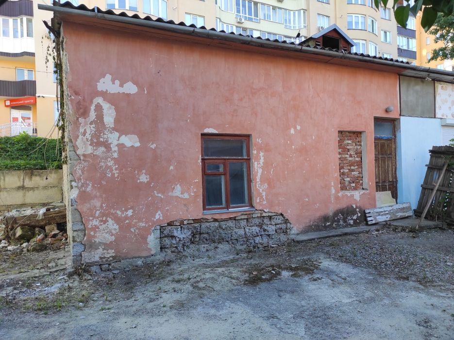 Продам приміщення.Центр міста.