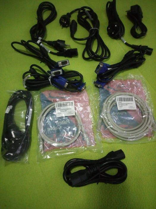 Cabos de rede, power e VGA para informática casa quarto apartamento.