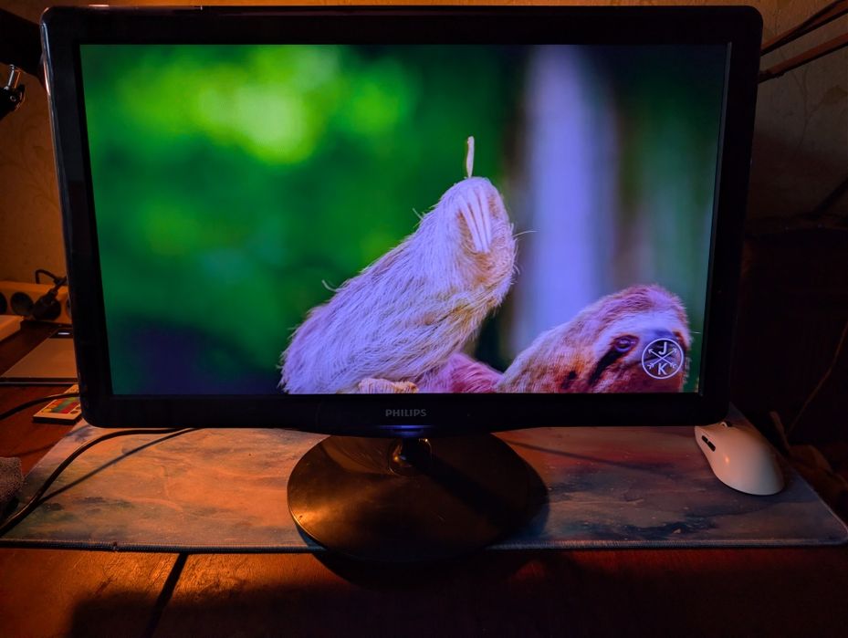 Монитор 24" Philips 247E3L