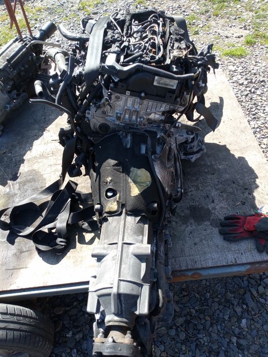 Silnik BMW b47 że skrzynią biegów automatyczna 8HP