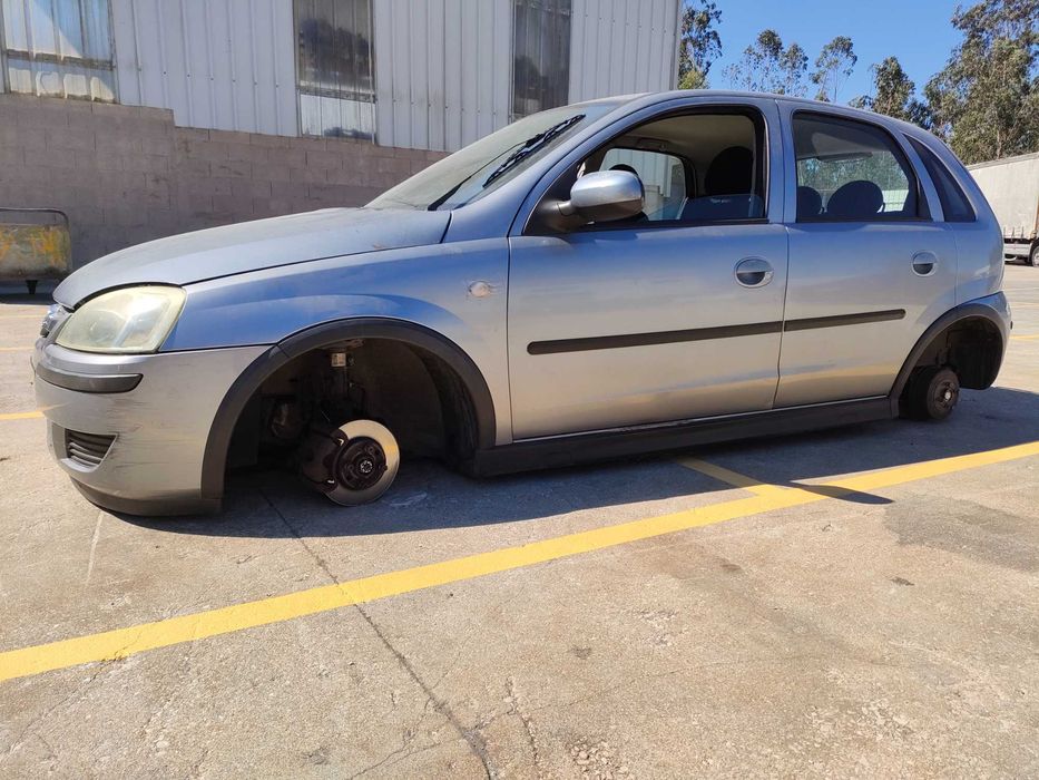 OPEL Corsa C Hatchback (X01) 1.2 Gasolina 75 cv / 55 kW 2000 - 2006