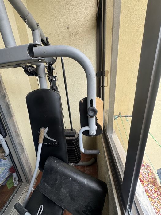 Maquina musculação