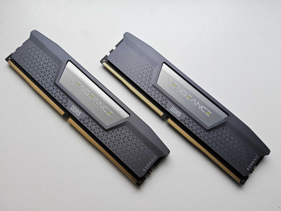 DDR5 64GB (2X32GB) Corsair Vengeance 6000 MHz