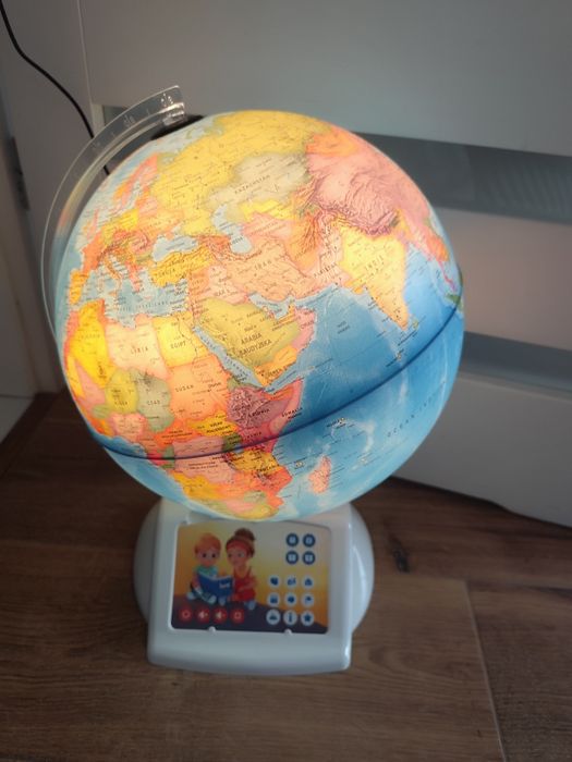 Albik czytaj z albikiem globus