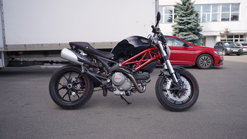 Ducati Monster 796 ABS