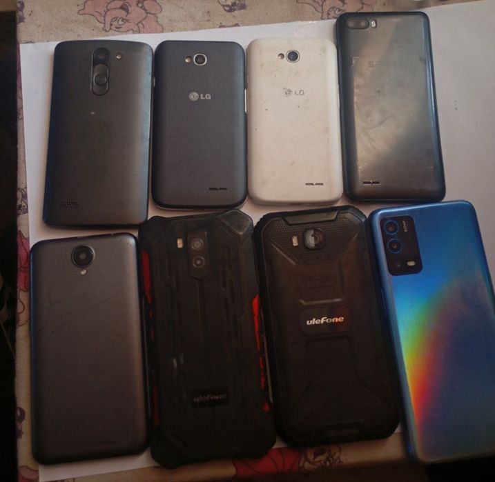 Продам лот телефонов