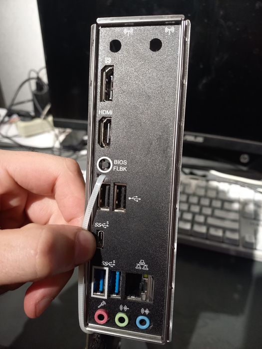 Материнська плата ASRock A620M-HDV/M.2 під AMD