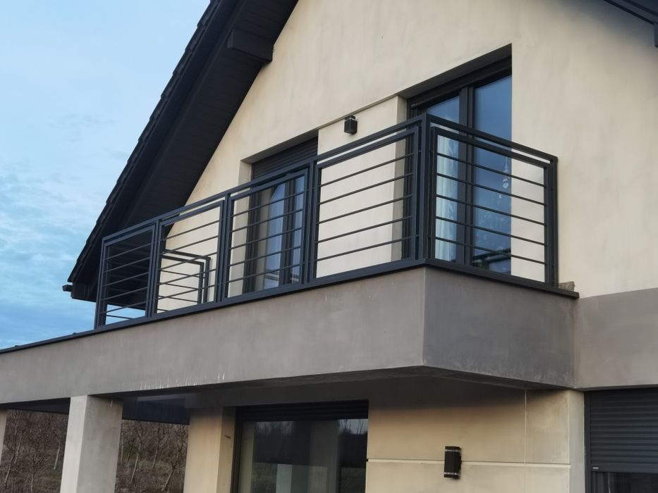 Balustrada na wymiar – Aluminium, Stal Czarna i Nierdzewna