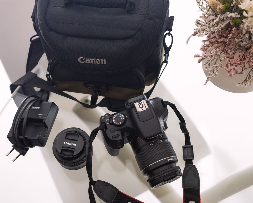 Canon 1300D + 18-55mm + 50mm 1.8 + Bolsa