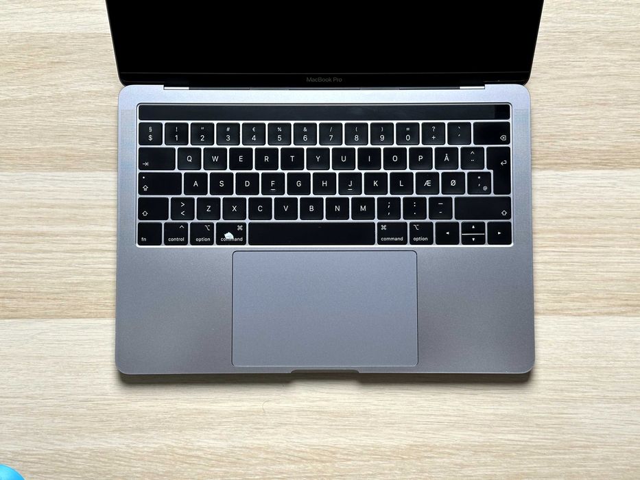 Topcase z ekranem do MacBook Pro 13" A2159 (2019) – Sprawny