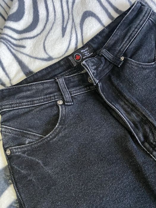 Джинси на флісі - темно сині. Моми