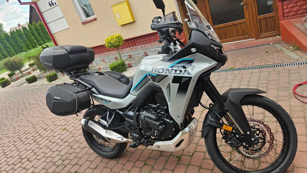 Honda Transalp XL 750  2023-2026 Stelaż sakw bocznych  szyba