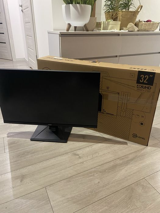 MSI  MAG 323UPF 32” 4K 160Hz