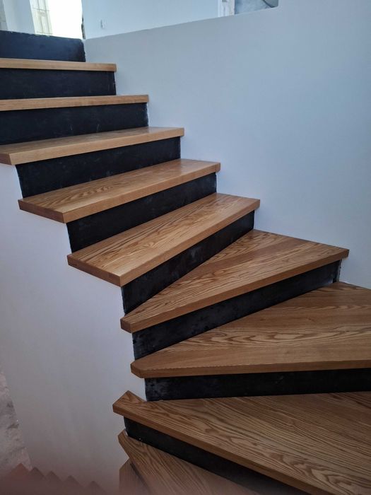 nakładki drewniane,stopnie,schody,trepy jesion,dąb 90 x 30 x 2/4