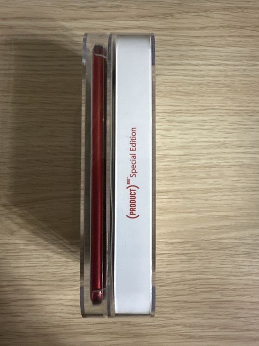 iPad touch 32GB Red Special Edition