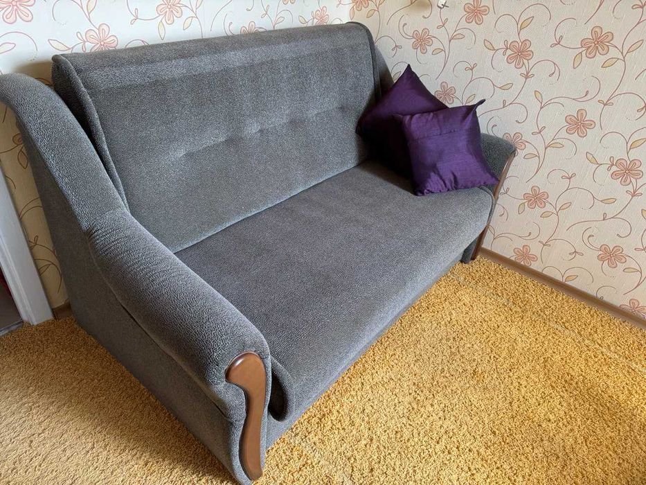 Диван-ліжко, 160см. Спальнне місце 1330х1900.