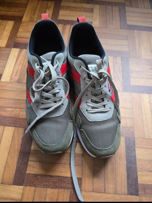 Sapatilhas Levi's 44 usadas 1x