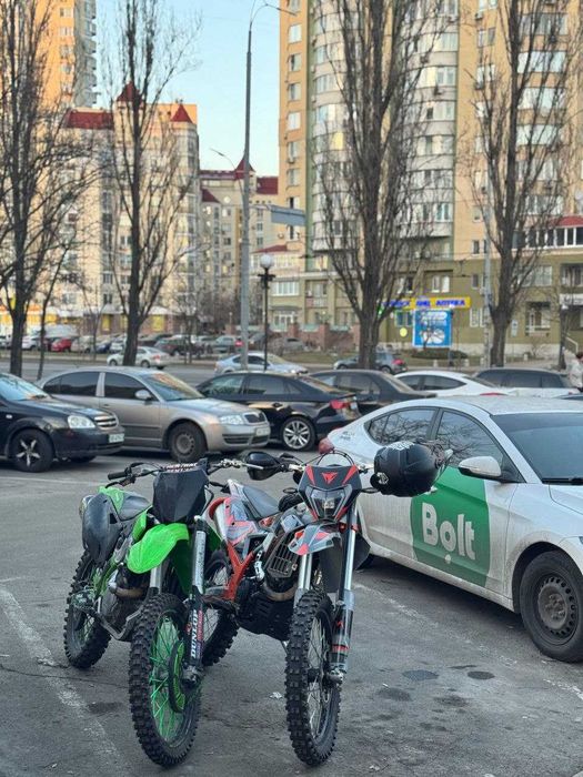 срочная продажа kawasaki kx250f 16 года в очень хорошем состоянии