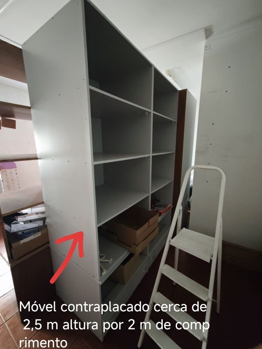 Balcões e Móveis Comerciais – Fundão – Excelente Estado