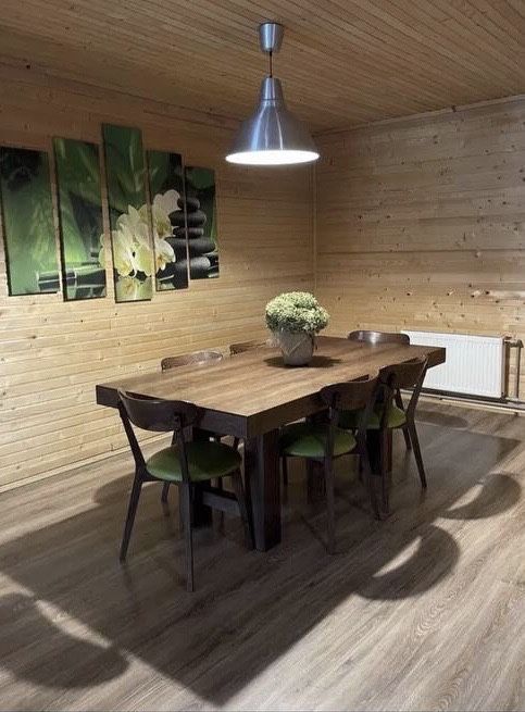 Здається у подобову або довгострокову аренду заміський будинок