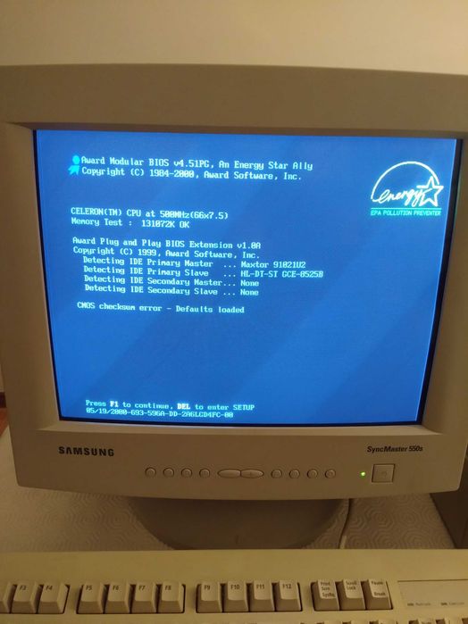 PC Retro Completo – Celeron 501MHz + CRT Samsung + ATI + Creative