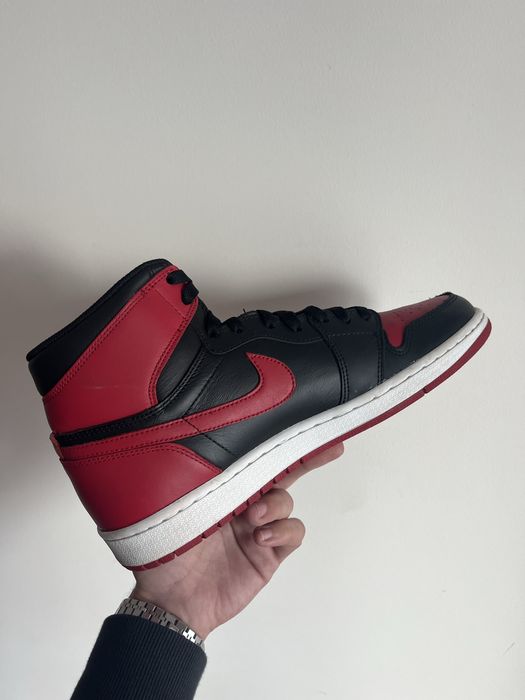 Nike Air Jordan 1 Retro Bred 2013