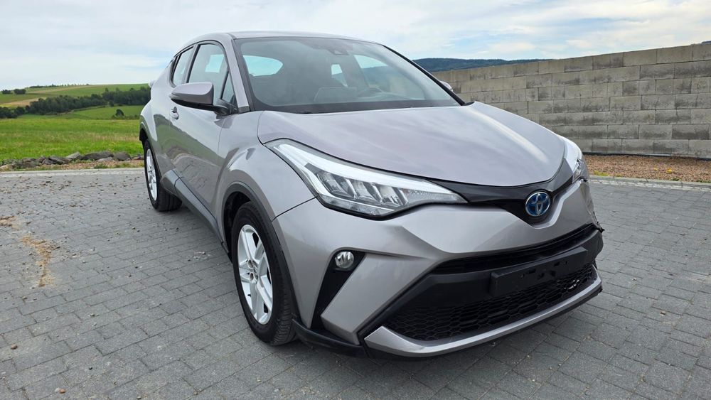 Toyota C-HR 1.8Hybrid Led Kamera Apple car play