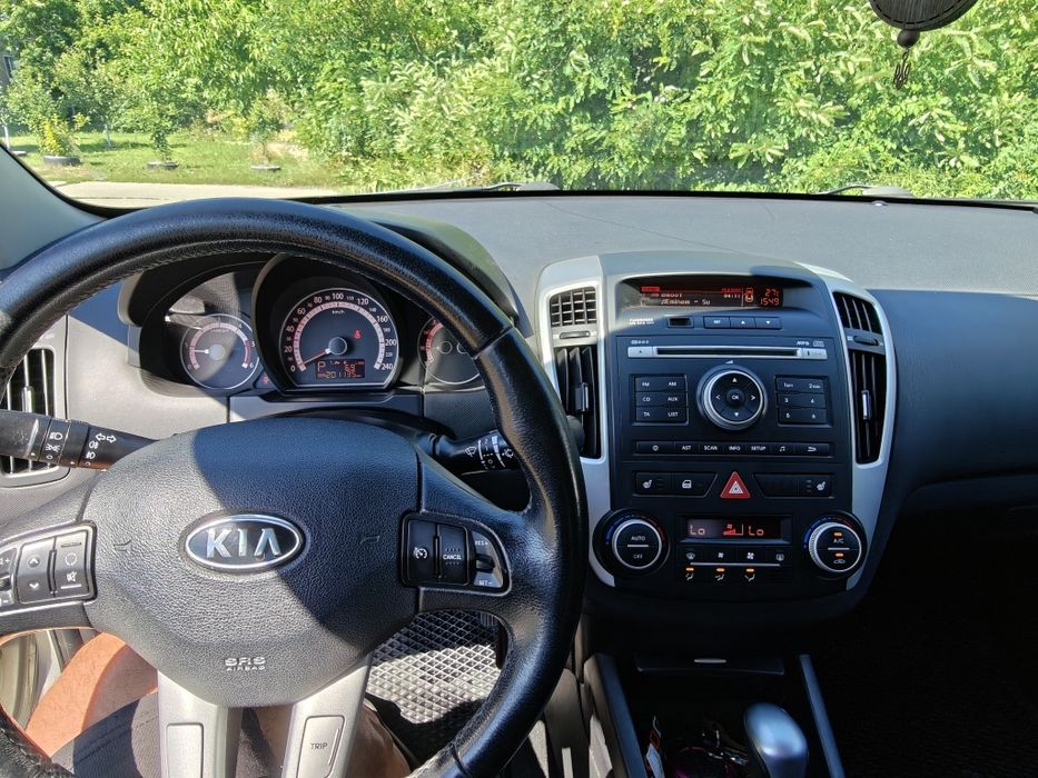 Kia Ceed 1.6d автомат