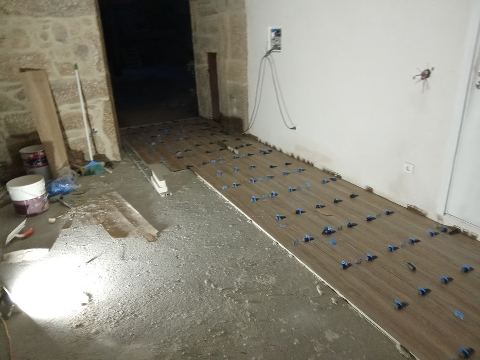 Restauro modulação capoto pladur pixilharia elétrica  pinturas e muito mais fale conosco
