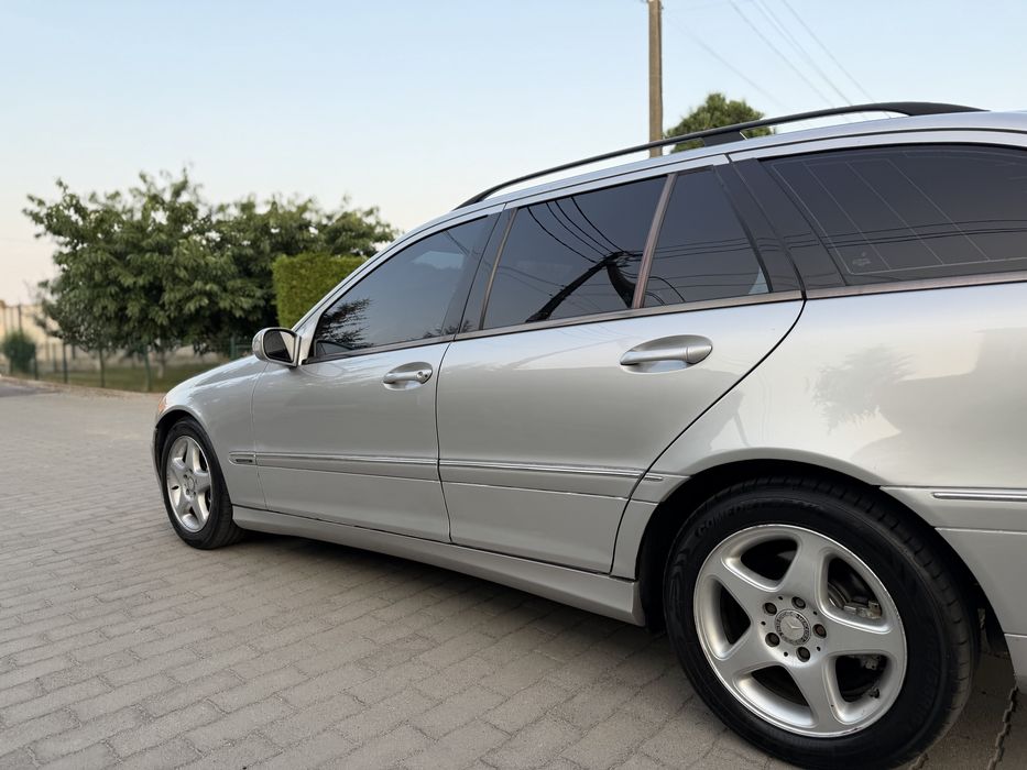 Mercedes C Class w203 на автоматі 1.8  Газ/бенз