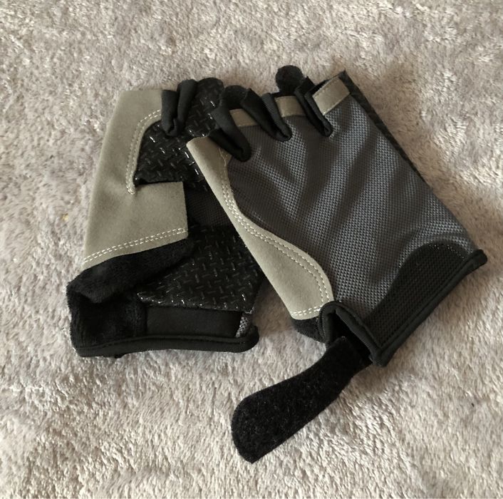 Перчатки для спорт зала, велоспорту.