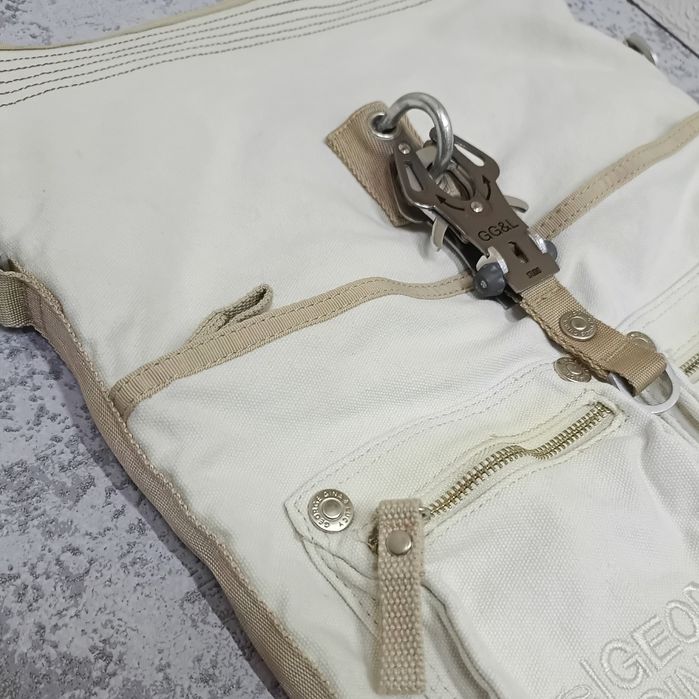 Сумка від бренду George Gina & Lucy