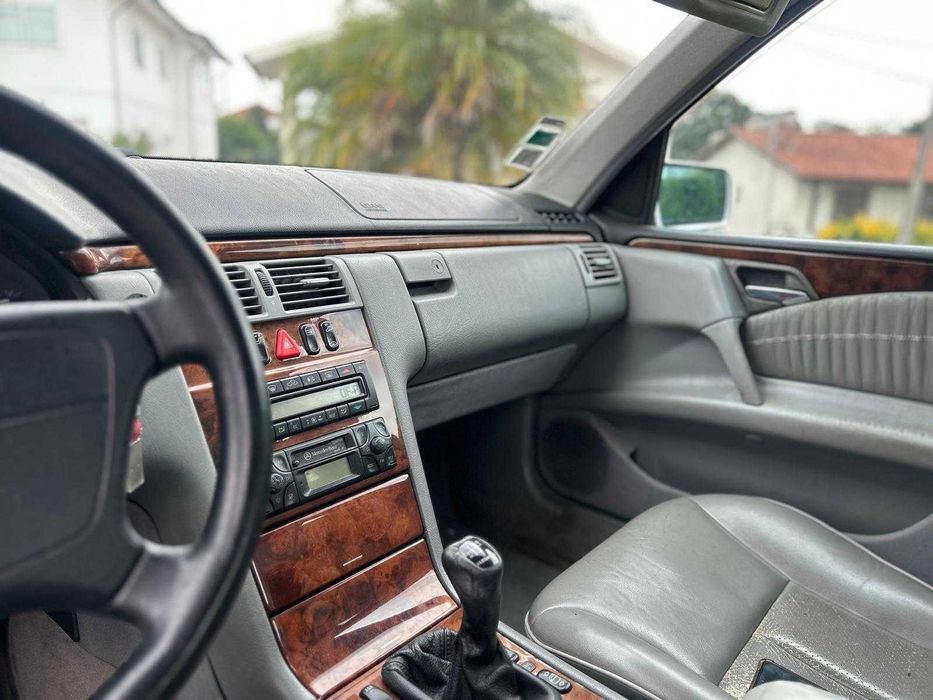 Mercedes E250 TD Elegance 1998