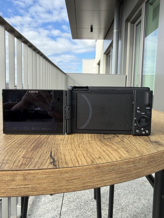Vendo Sony ZV-1F Nova