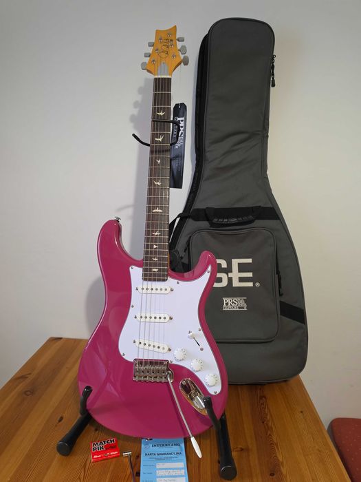 Gitara elektryczna PRS SE Silver Sky John Mayer Dragon Fruit – stan praktycznie idealny, gwarancja, 2439 zł!
