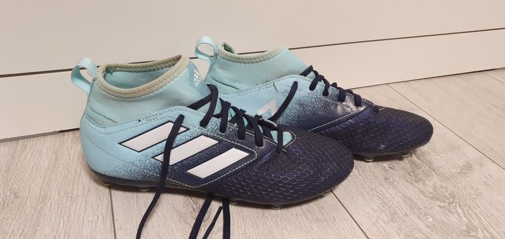 ADIDAS korki męskie rozmiar 37⅓ wkładka 23,5cm stan dobry