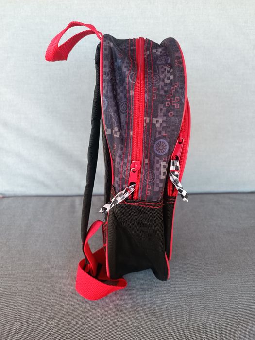 Mochila pré escolar com o Faísca McQueen