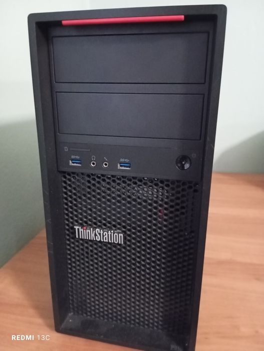 Комп'ютер ThinkStation