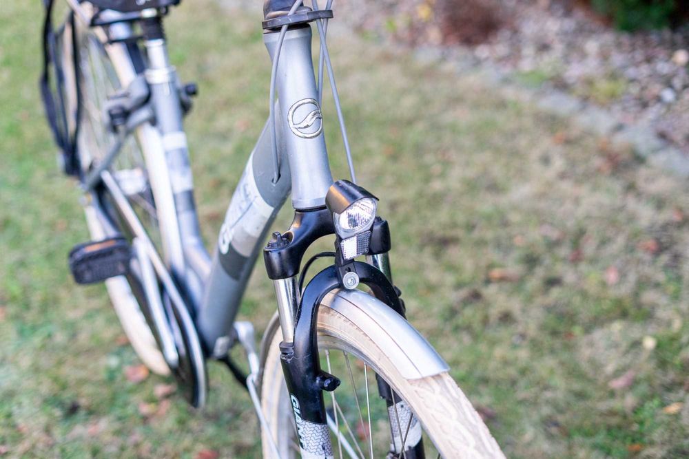 Sprzedam miejski rower Giant S 28