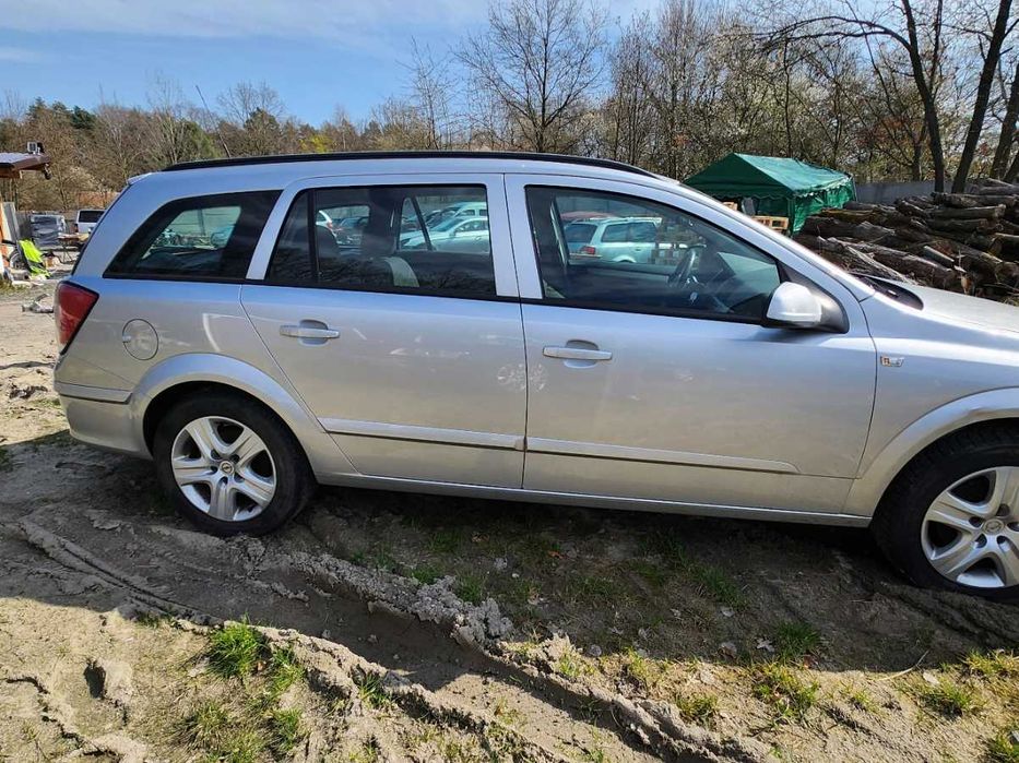 Opel Astra H 2008 rok