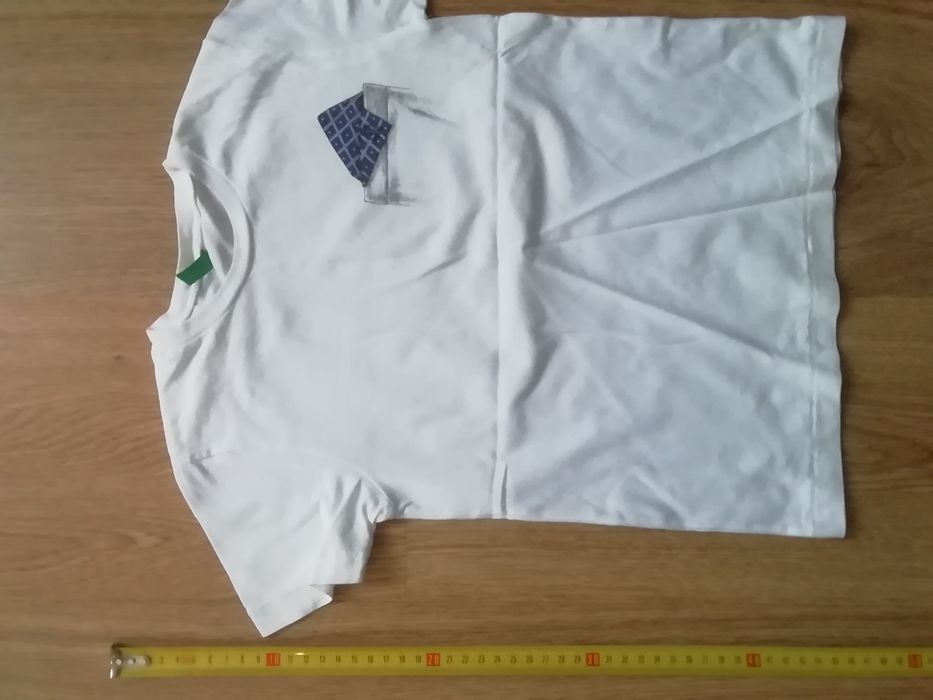 Футболка мальчику 4-5 лет benetton
