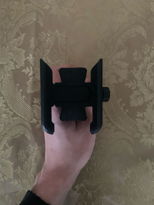 Кріпленя для телефону