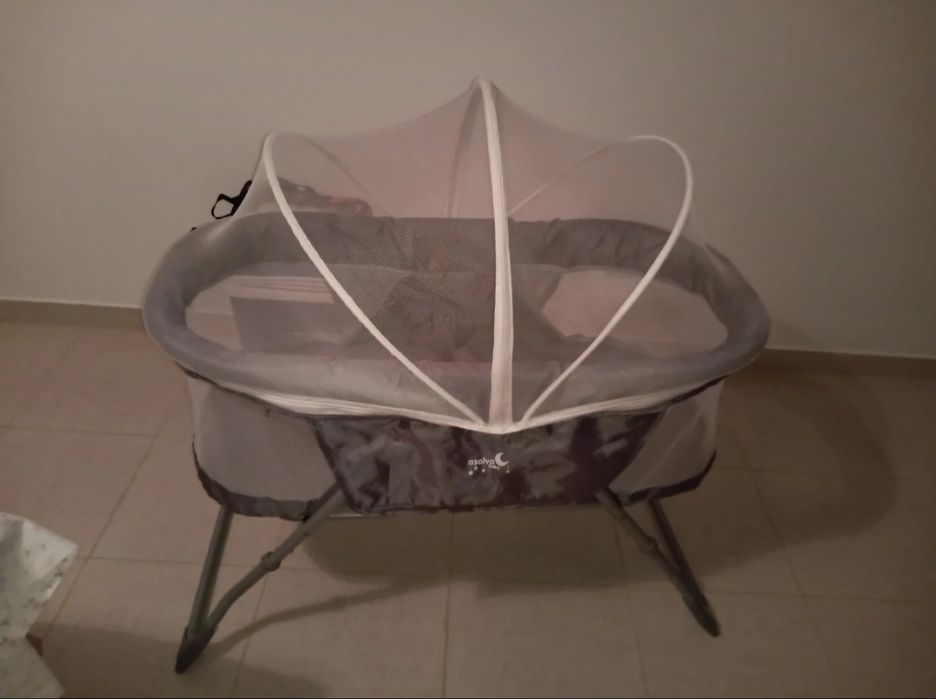 Berço portátil cinza