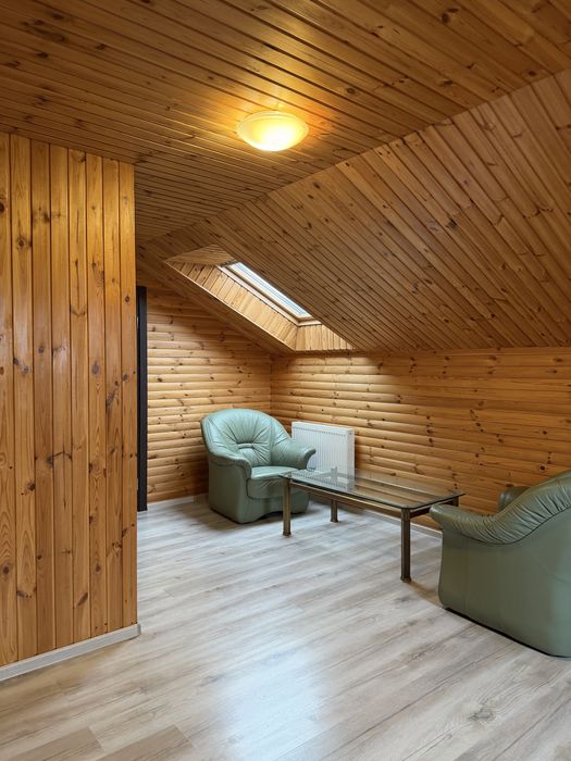 Здам в оренду двох рівневу квартиру з гаражем