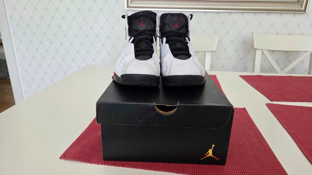 Buty Jordan True Flight rozm.41